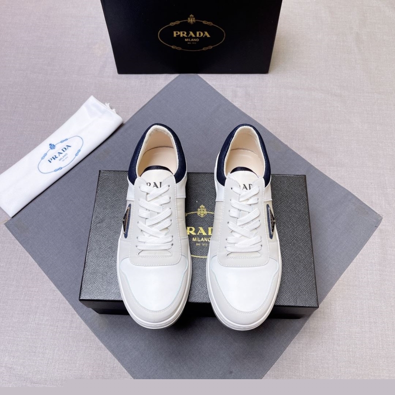 Pra*a casual shoes
